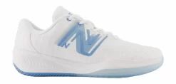 Chaussures De Tennis New Balance Women FuelCell 996v5 White -Tennis Gear Soldes 1 08d45df20 8ac1 4008 a380 5af2c3e468f8 no bg 1